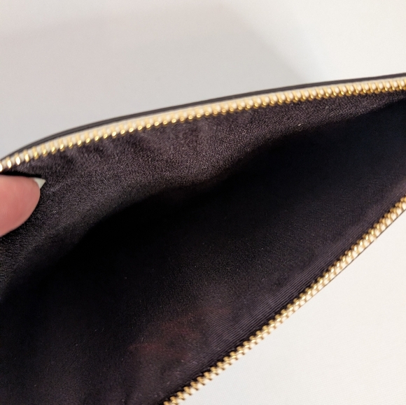 Coach Cream Pouch Clutch EUC - Picture 6 of 7